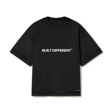 Camiseta Boxy Built Different